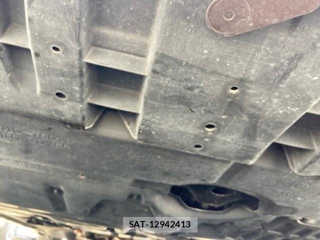 Toyota PRIUS ALPHA 2015-06 7878969-3