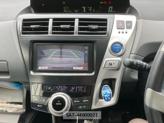 Toyota PRIUS ALPHA 2012-03 7878992-19