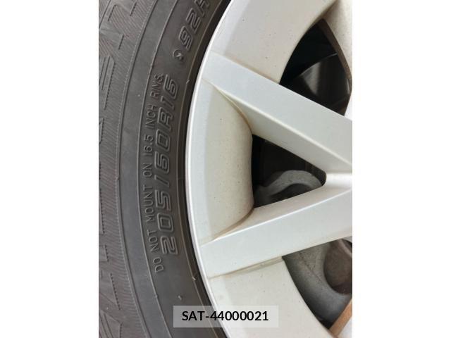 Toyota PRIUS ALPHA 2012-03 7878992-6