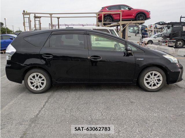 Toyota PRIUS ALPHA 2012-03 7878978-7