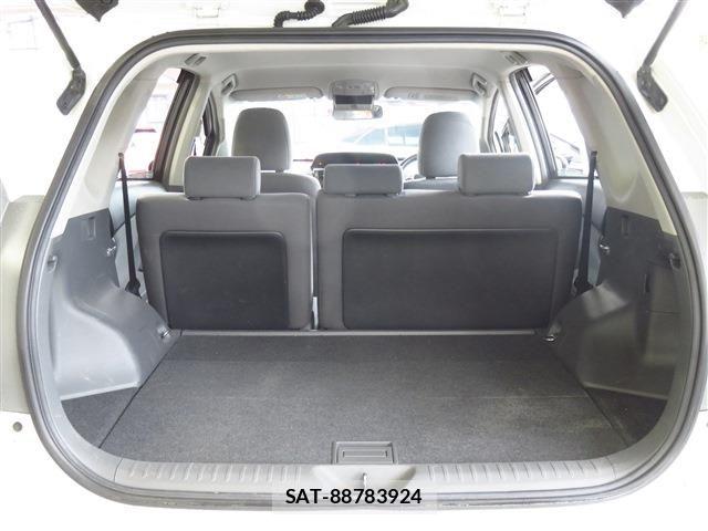 Toyota PRIUS ALPHA 2014-05 7878965-14