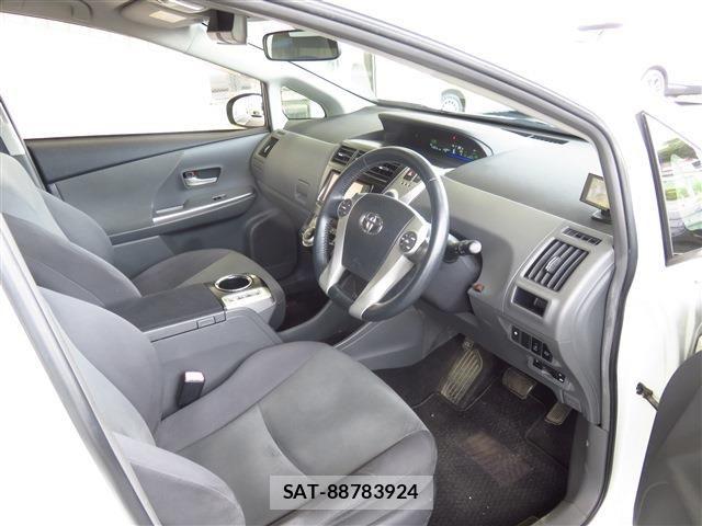 Toyota PRIUS ALPHA 2014-05 7878965-4