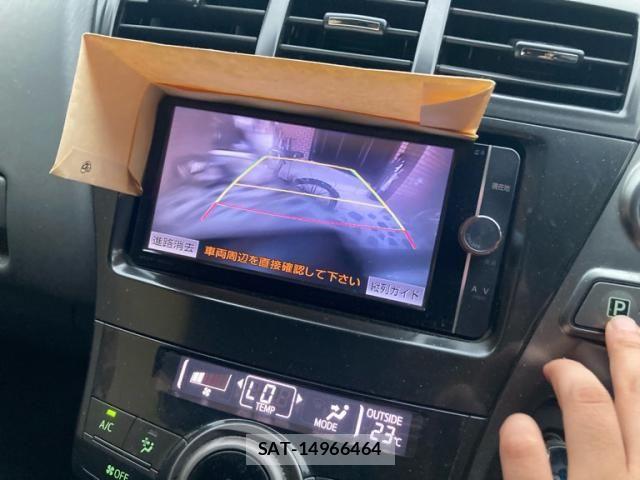 Toyota PRIUS ALPHA 2014-03 7878991-16