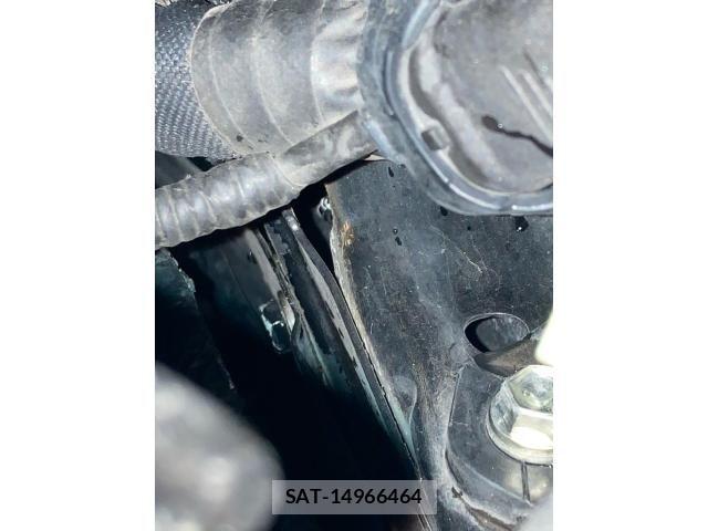 Toyota PRIUS ALPHA 2014-03 7878991-19