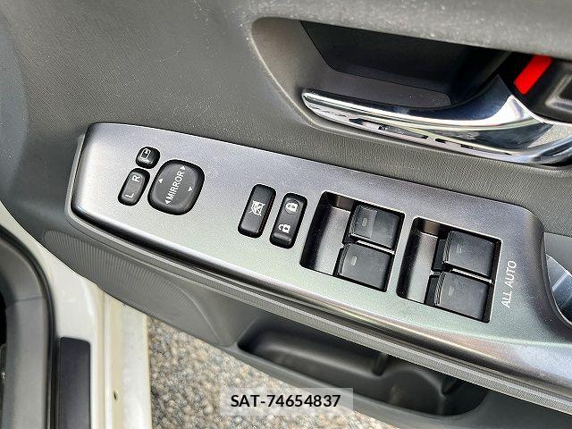Toyota PRIUS ALPHA 2014-02 7903260-16