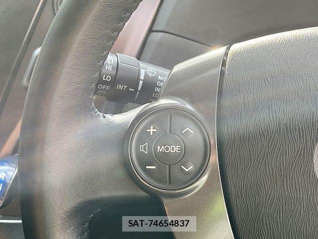 Toyota PRIUS ALPHA 2014-02 7903260-17
