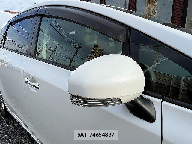 Toyota PRIUS ALPHA 2014-02 7903260-24