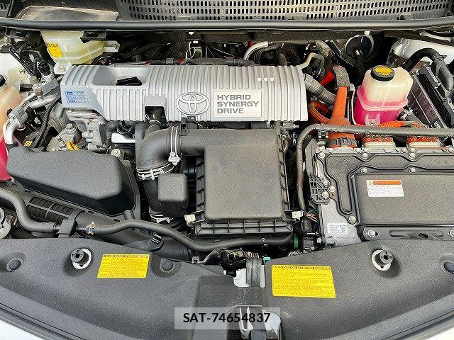 Toyota PRIUS ALPHA 2014-02 7903260-27