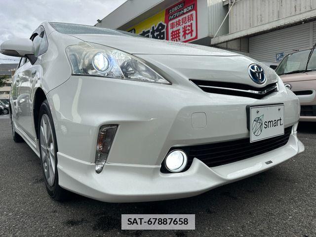 Toyota PRIUS ALPHA 2012-01 7903259-11