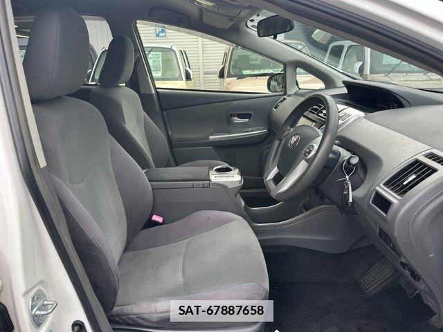 Toyota PRIUS ALPHA 2012-01 7903259-15