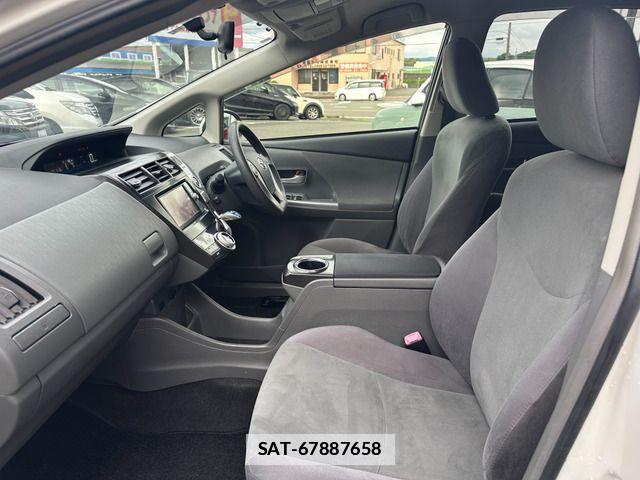 Toyota PRIUS ALPHA 2012-01 7903259-16