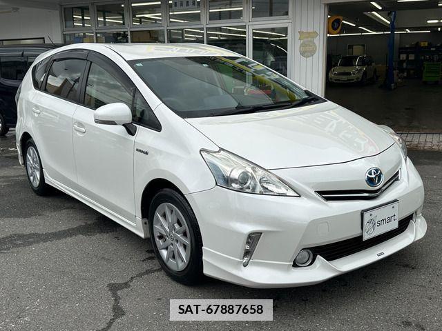 Toyota PRIUS ALPHA 2012-01 7903259-1