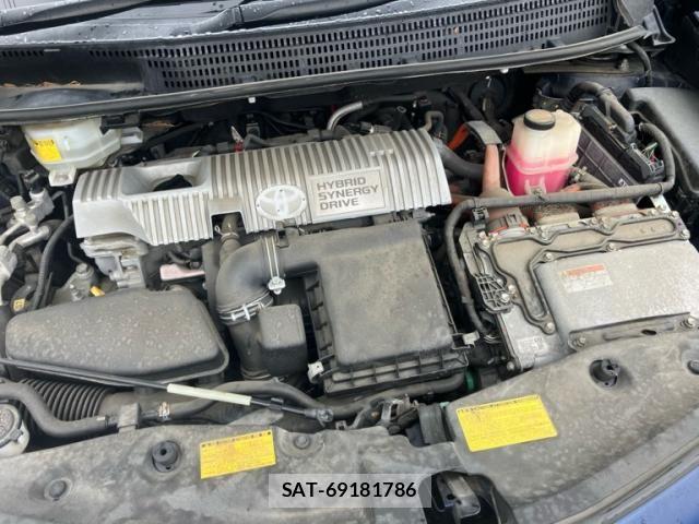 Toyota PRIUS ALPHA 2012-07 7903261-9