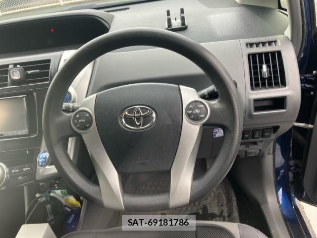 Toyota PRIUS ALPHA 2012-07 7903261-13