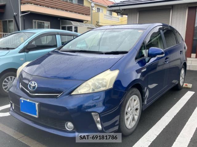 Toyota PRIUS ALPHA 2012-07 7903261-1