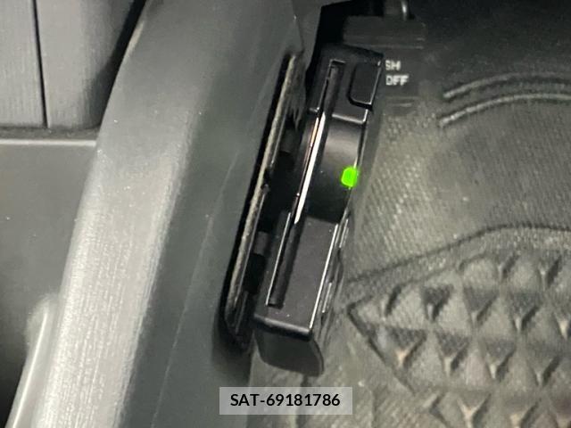 Toyota PRIUS ALPHA 2012-07 7903261-20