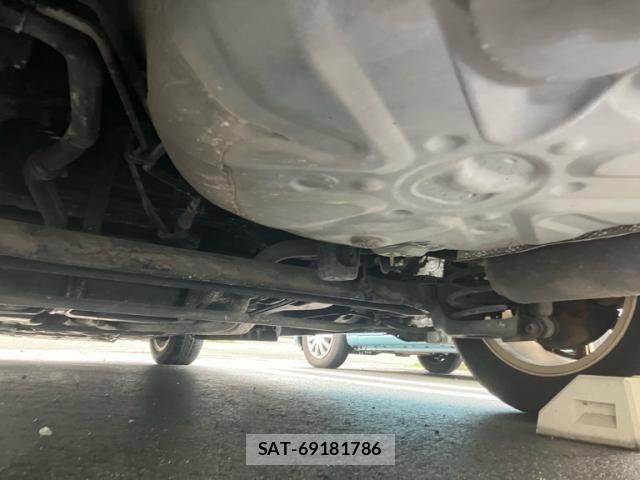 Toyota PRIUS ALPHA 2012-07 7903261-22