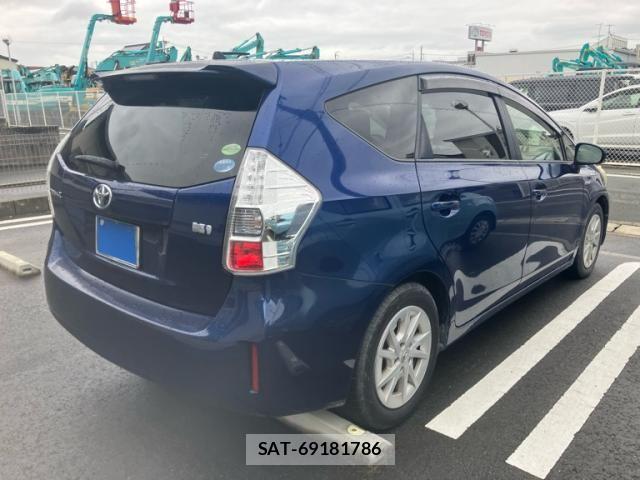 Toyota PRIUS ALPHA 2012-07 7903261-3