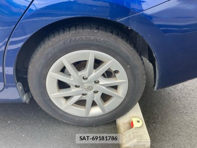 Toyota PRIUS ALPHA 2012-07 7903261-6