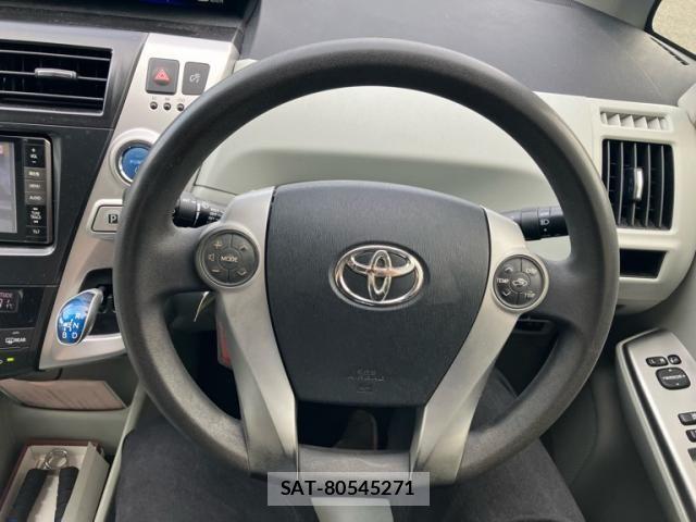 Toyota PRIUS ALPHA 2012-01 7963354-10