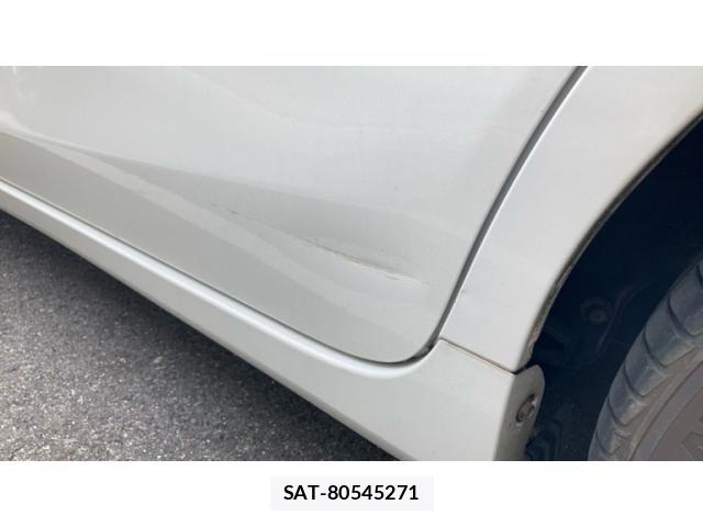Toyota PRIUS ALPHA 2012-01 7963354-16