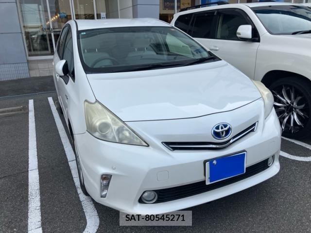 Toyota PRIUS ALPHA 2012-01 7963354-1
