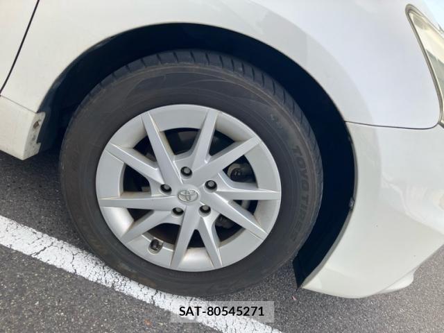 Toyota PRIUS ALPHA 2012-01 7963354-2