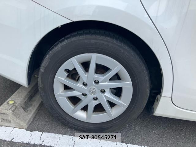 Toyota PRIUS ALPHA 2012-01 7963354-3