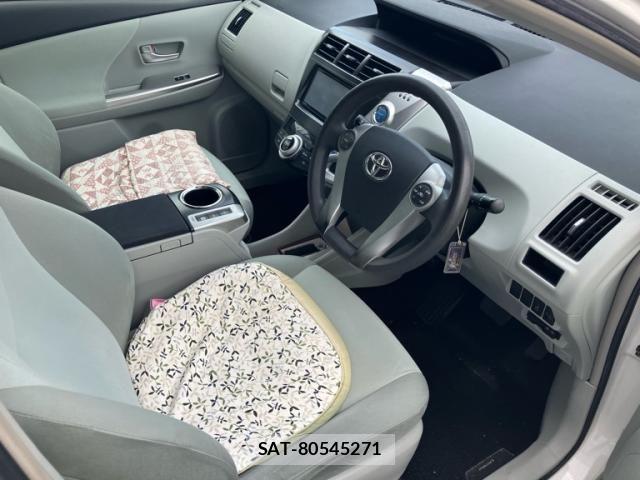 Toyota PRIUS ALPHA 2012-01 7963354-8