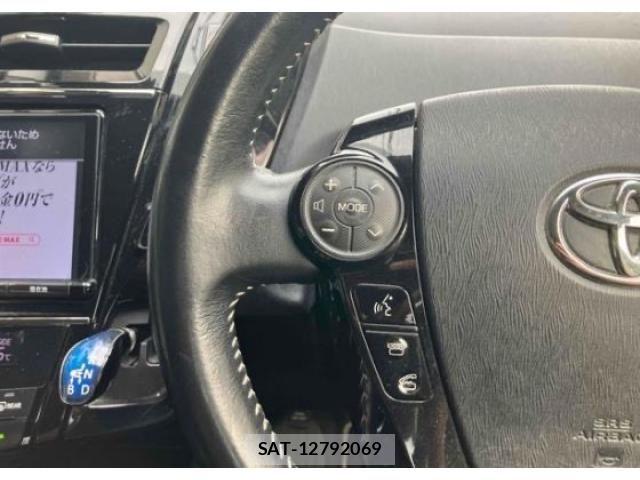 Toyota PRIUS ALPHA 2016-12 7963349-11