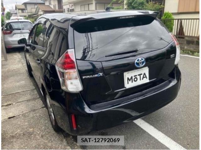 Toyota PRIUS ALPHA 2016-12 7963349-12