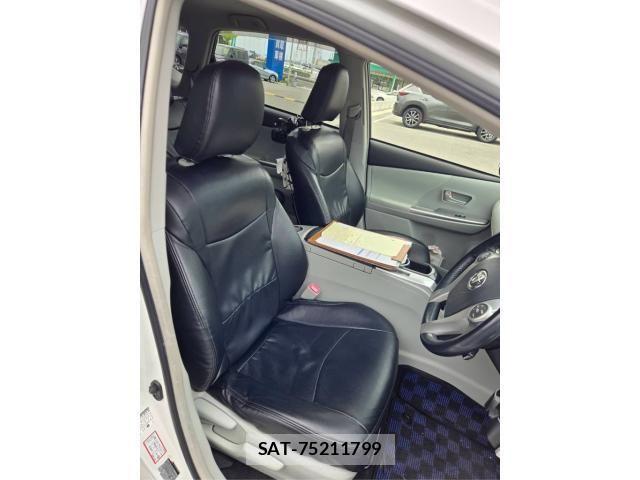 Toyota PRIUS ALPHA 2012-04 7963353-9