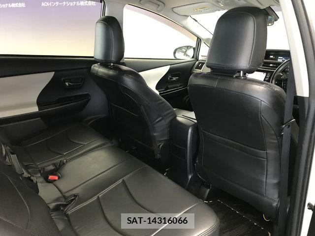 Toyota PRIUS ALPHA 2018-09 7963348-10