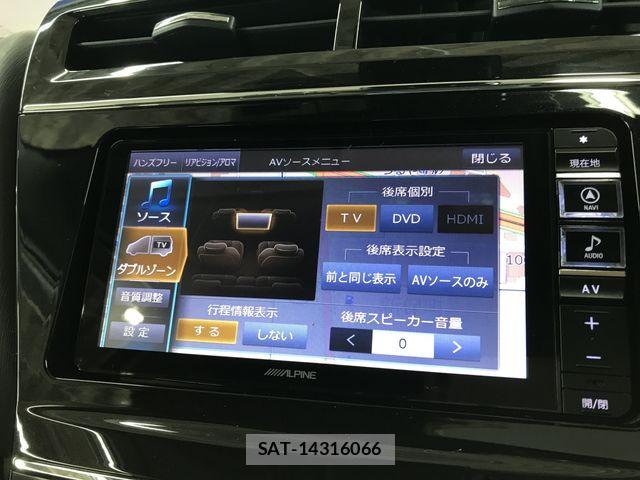 Toyota PRIUS ALPHA 2018-09 7963348-15