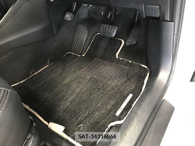 Toyota PRIUS ALPHA 2018-09 7963348-21