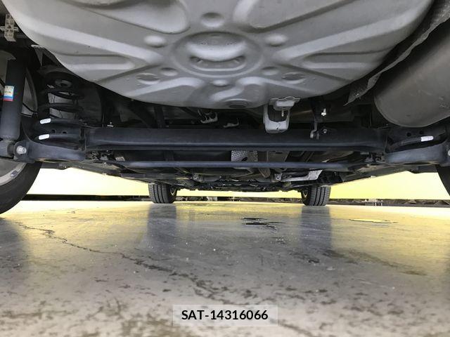 Toyota PRIUS ALPHA 2018-09 7963348-28