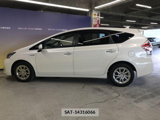Toyota PRIUS ALPHA 2018-09 7963348-5