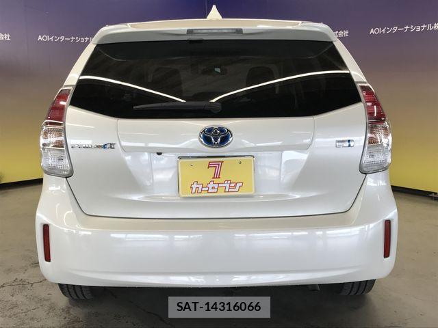 Toyota PRIUS ALPHA 2018-09 7963348-6