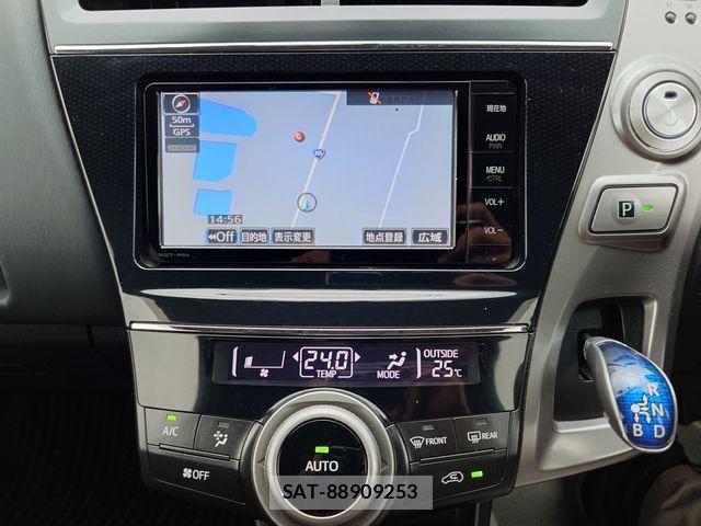 Toyota PRIUS ALPHA 2015-08 7963350-14