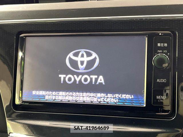 Toyota PRIUS ALPHA 2015-07 7980709-2