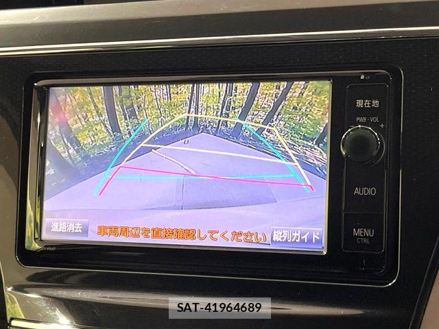 Toyota PRIUS ALPHA 2015-07 7980709-3