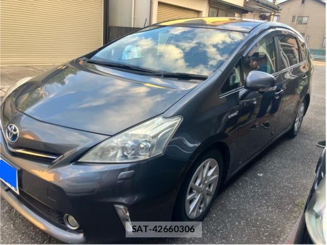 Toyota PRIUS ALPHA 2011-10 7980712-0
