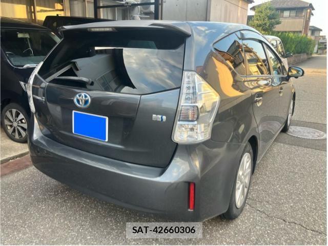 Toyota PRIUS ALPHA 2011-10 7980712-3