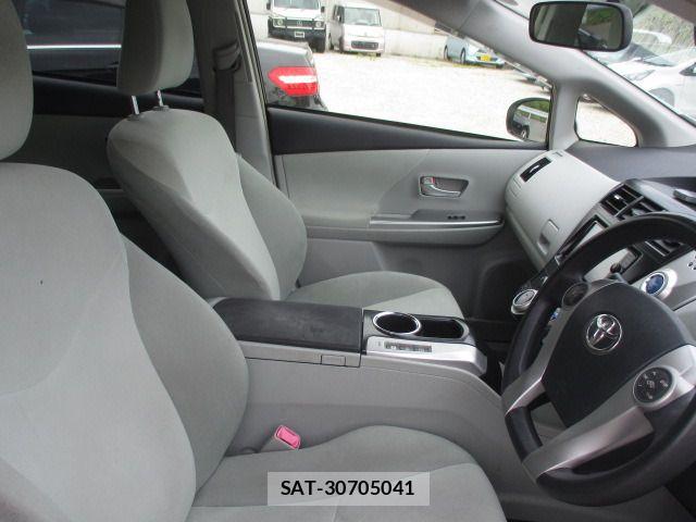 Toyota PRIUS ALPHA 2014-09 7980711-9