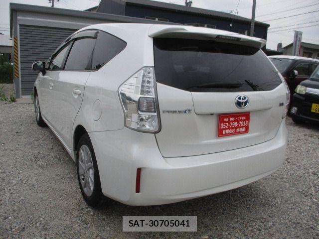 Toyota PRIUS ALPHA 2014-09 7980711-4