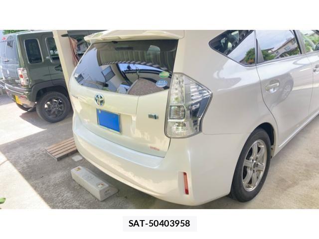 Toyota PRIUS ALPHA 2014-02 7980713-10