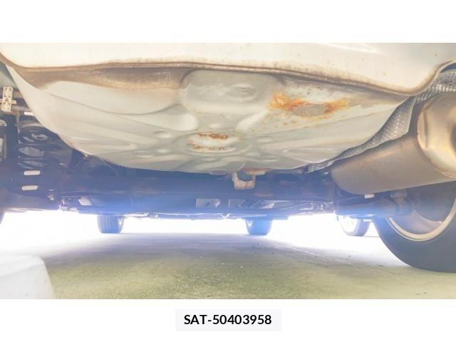 Toyota PRIUS ALPHA 2014-02 7980713-12