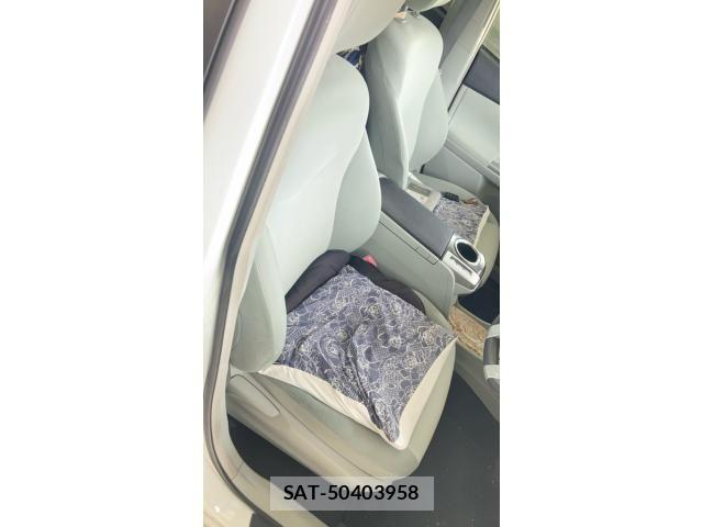 Toyota PRIUS ALPHA 2014-02 7980713-14