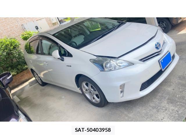 Toyota PRIUS ALPHA 2014-02 7980713-2