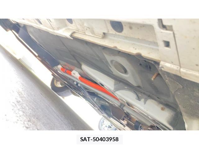Toyota PRIUS ALPHA 2014-02 7980713-7